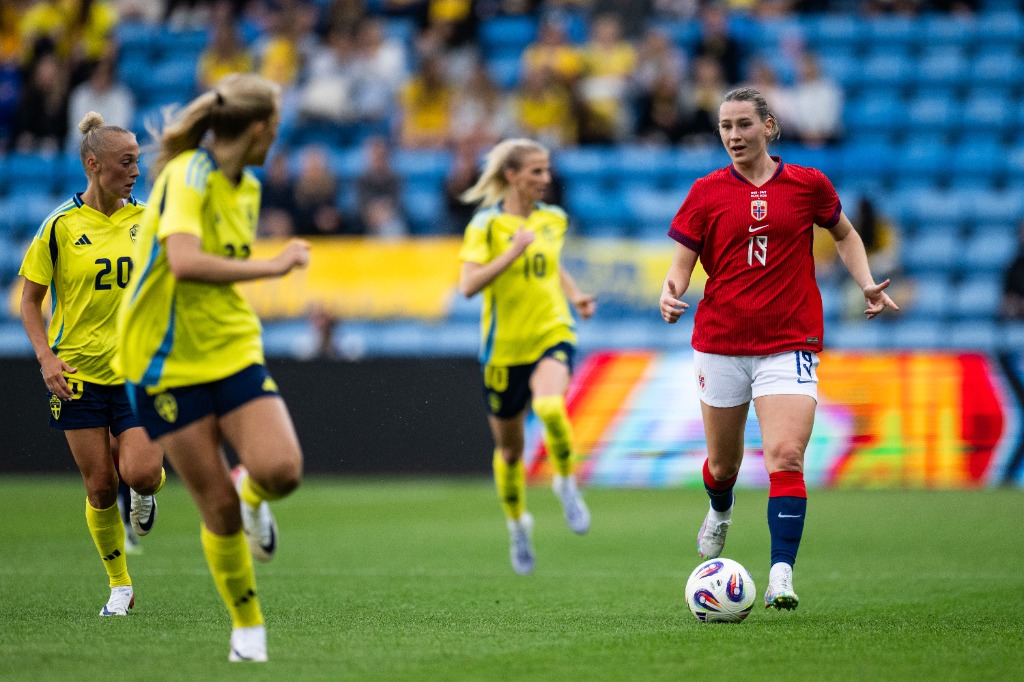 Elisabeth Terland vs Sweden